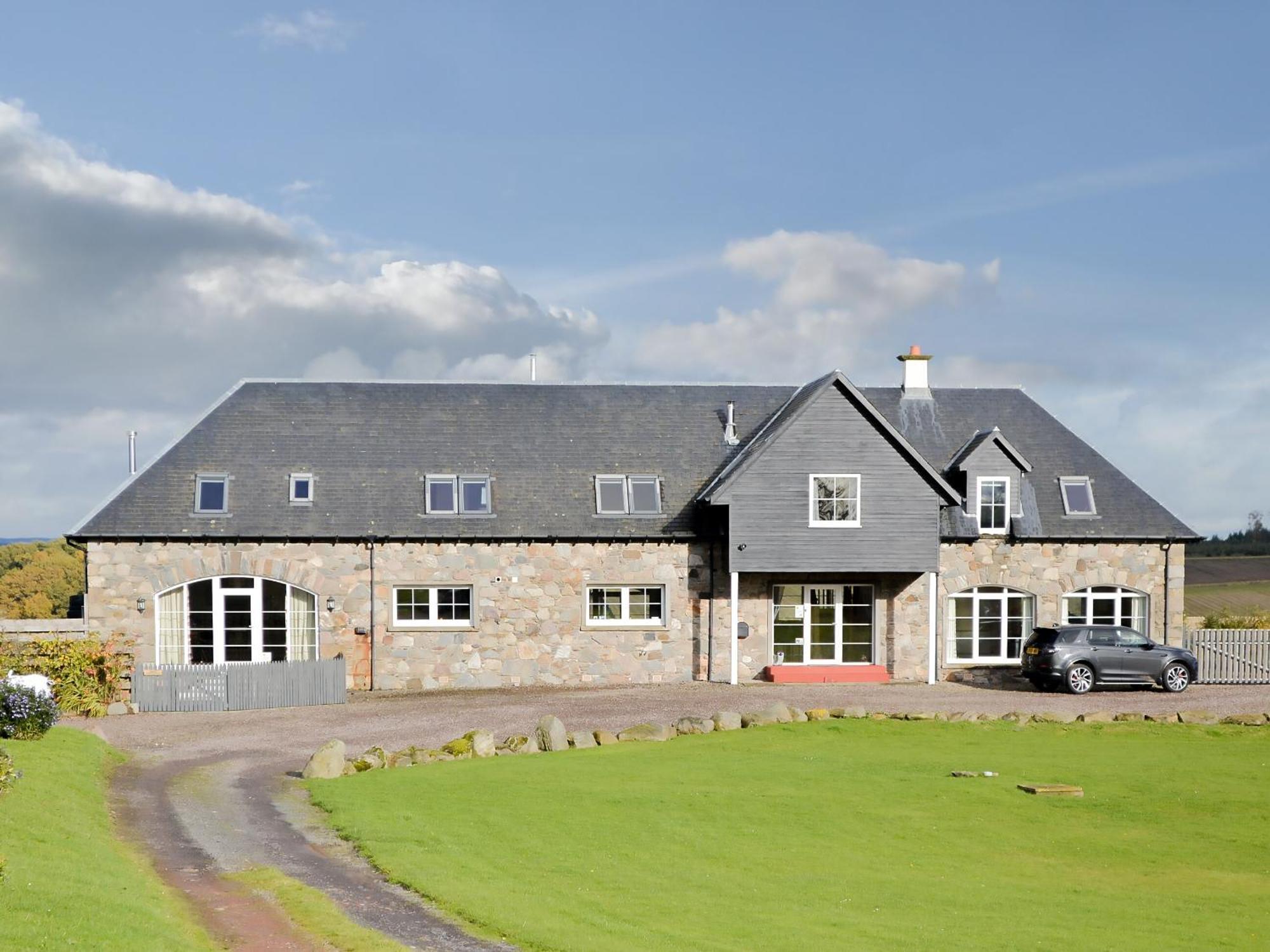 Little Harrowfield Villa Bankfoot Exterior photo